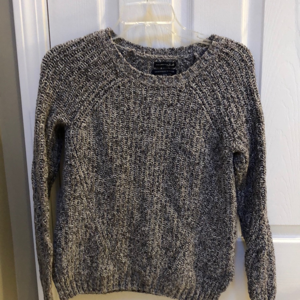 American eagle sweater